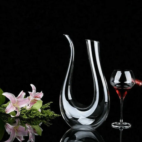Crystal Wine Decanter - 1500ml U - shaped Glass Carafe for Elegant Pouring - JayJay Co.