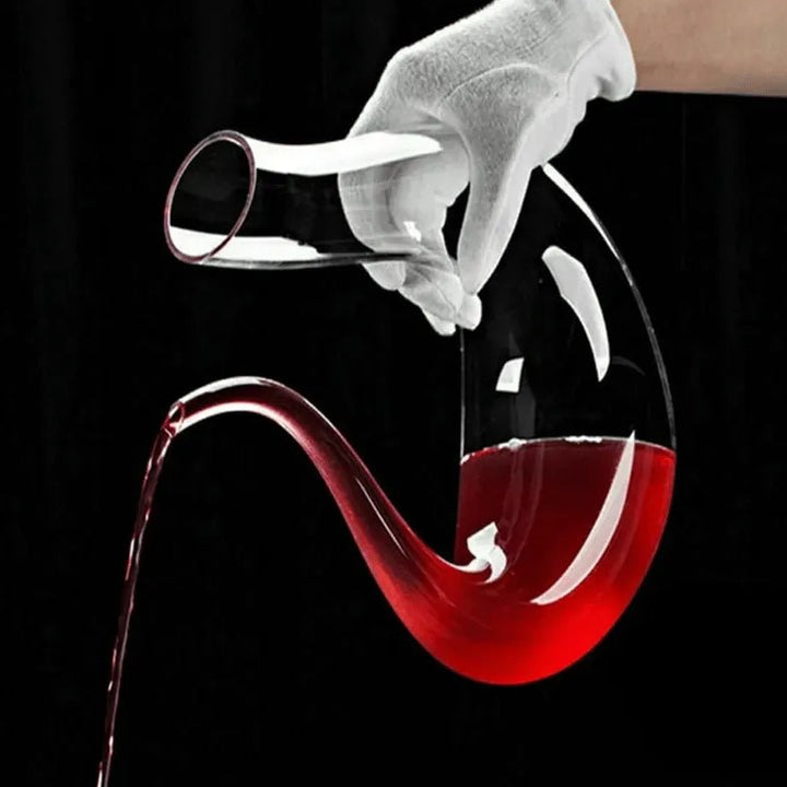 Crystal Wine Decanter - 1500ml U - shaped Glass Carafe for Elegant Pouring - JayJay Co.